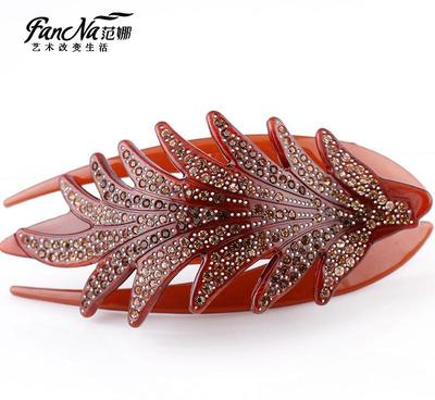 韩版时尚潮流饰品 进口水钻经典大号鸭嘴夹发夹的魅力解析